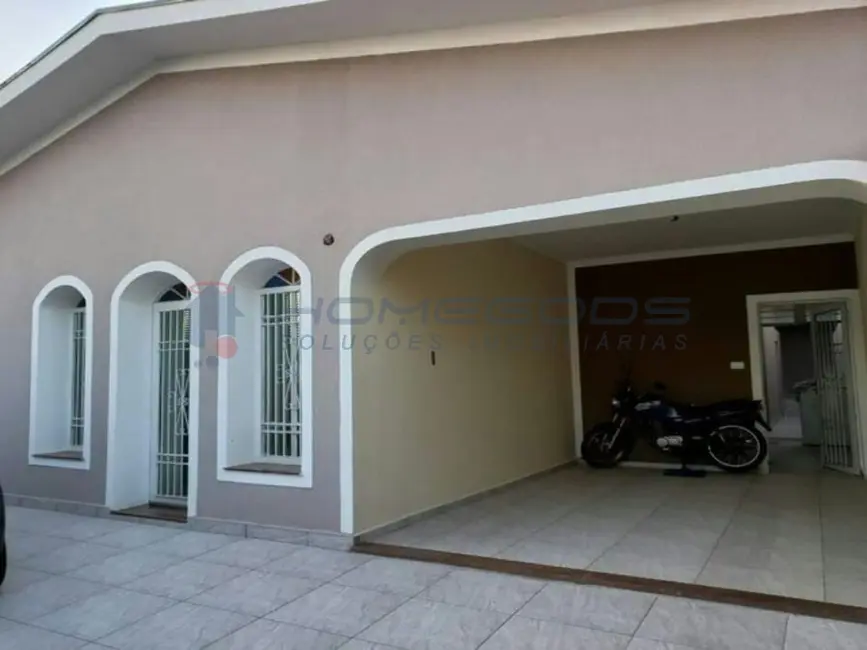 Foto 3 de Casa com 4 quartos à venda, 330m2 em Vila Marieta, Campinas - SP