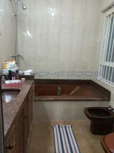 Foto 4 de Casa com 4 quartos à venda, 330m2 em Vila Marieta, Campinas - SP