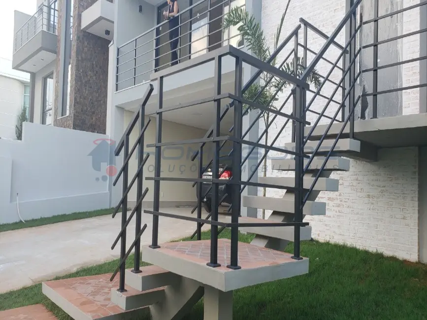 Foto 2 de Casa de Condomínio com 3 quartos à venda, 247m2 em Swiss Park, Campinas - SP