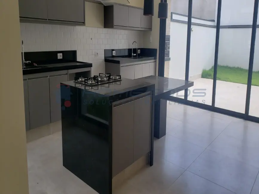 Foto 9 de Casa de Condomínio com 3 quartos à venda, 247m2 em Swiss Park, Campinas - SP