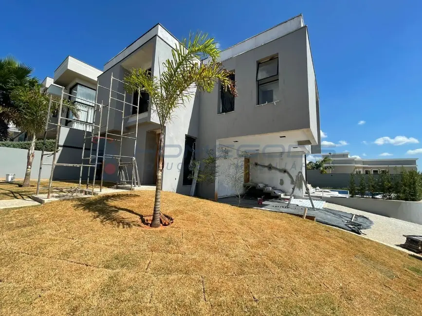 Foto 2 de Casa de Condomínio com 3 quartos à venda, 380m2 em Swiss Park, Campinas - SP