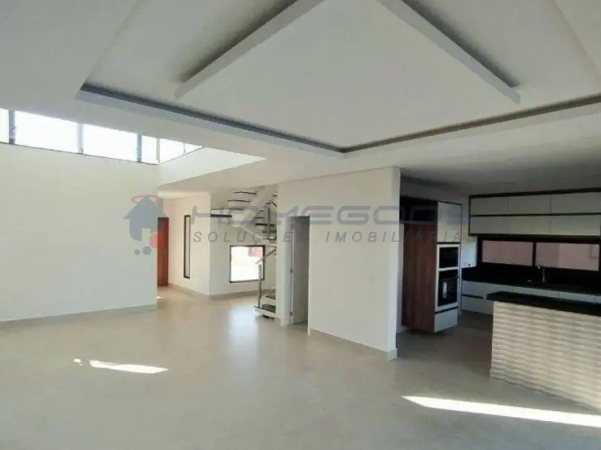 Casa com 3 quartos à venda, 315m2 em Swiss Park, Campinas - SP - imagem 8 Foto 8 de Casa com 3 quartos à venda, 315m2 em Swiss Park, Campinas - SP