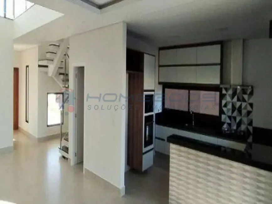 Casa com 3 quartos à venda, 315m2 em Swiss Park, Campinas - SP - imagem 9 Foto 9 de Casa com 3 quartos à venda, 315m2 em Swiss Park, Campinas - SP