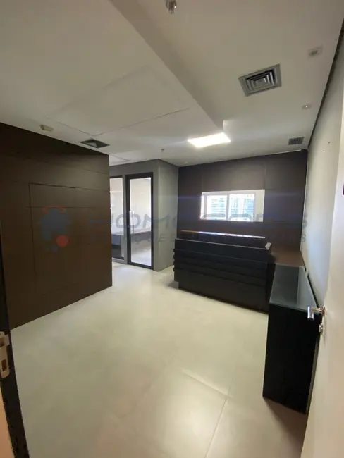 Foto 2 de Sala Comercial à venda, 78m2 em Cambuí, Campinas - SP