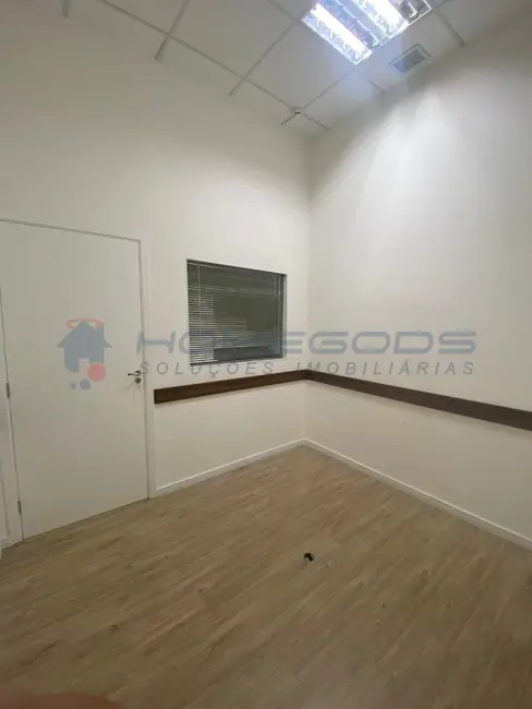 Sala Comercial para alugar, 78m2 em Cambuí, Campinas - SP - imagem 9 Foto 9 de Sala Comercial para alugar, 78m2 em Cambuí, Campinas - SP