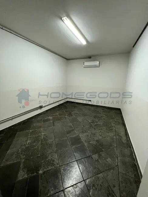 Armazém / Galpão para alugar, 8500m2 em Centro, Araraquara - SP - imagem 7 Foto 7 de Armazém / Galpão para alugar, 8500m2 em Centro, Araraquara - SP