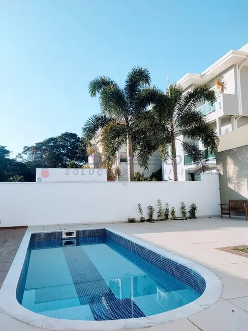 Casa com 3 quartos para alugar, 450m2 em Nações, Valinhos - SP - imagem 2 Foto 2 de Casa com 3 quartos para alugar, 450m2 em Nações, Valinhos - SP
