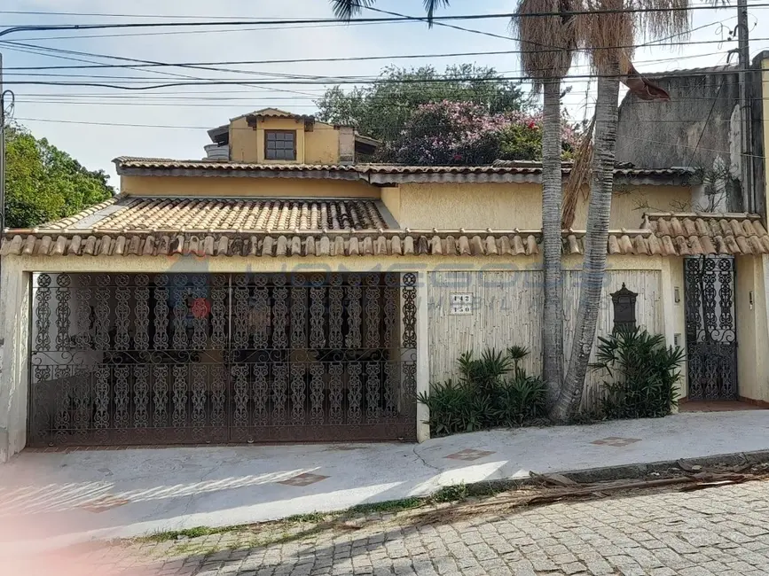 Foto 2 de Casa com 4 quartos para alugar, 300m2 em Vila Industrial, Campinas - SP