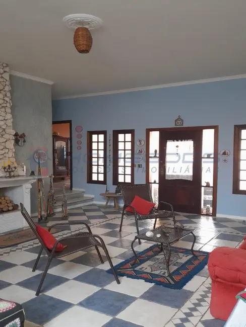 Casa com 4 quartos para alugar, 300m2 em Vila Industrial, Campinas - SP - imagem 3 Foto 3 de Casa com 4 quartos para alugar, 300m2 em Vila Industrial, Campinas - SP