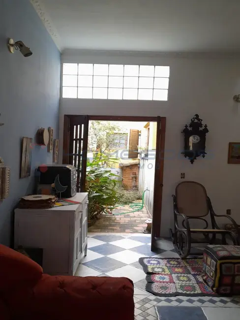 Casa com 4 quartos para alugar, 300m2 em Vila Industrial, Campinas - SP - imagem 8 Foto 8 de Casa com 4 quartos para alugar, 300m2 em Vila Industrial, Campinas - SP