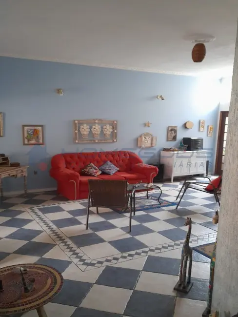 Casa com 4 quartos para alugar, 300m2 em Vila Industrial, Campinas - SP - imagem 6 Foto 6 de Casa com 4 quartos para alugar, 300m2 em Vila Industrial, Campinas - SP