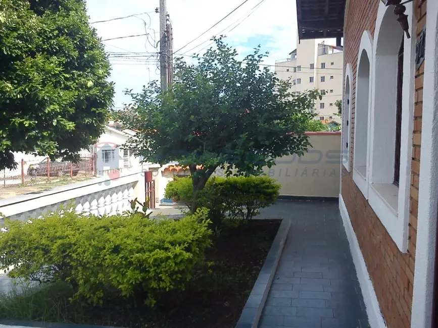Foto 8 de Casa com 4 quartos à venda, 268m2 em Jardim Flamboyant, Campinas - SP