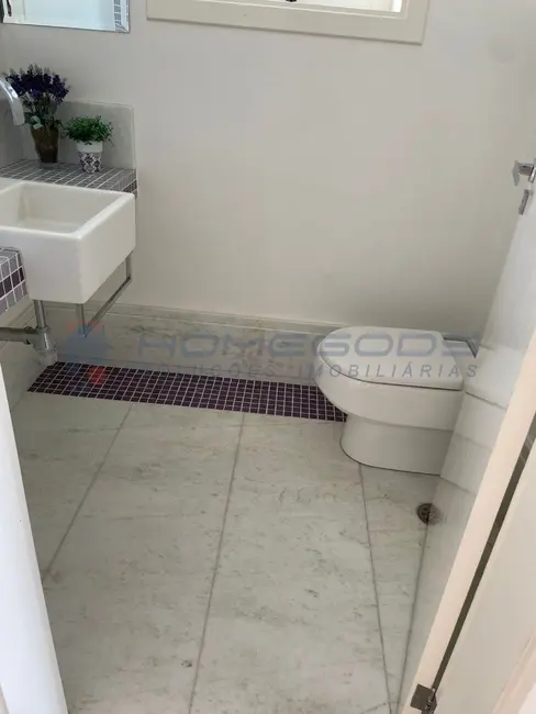 Casa com 3 quartos à venda, 350m2 em Pinheiro, Valinhos - SP - imagem 3 Foto 3 de Casa com 3 quartos à venda, 350m2 em Pinheiro, Valinhos - SP