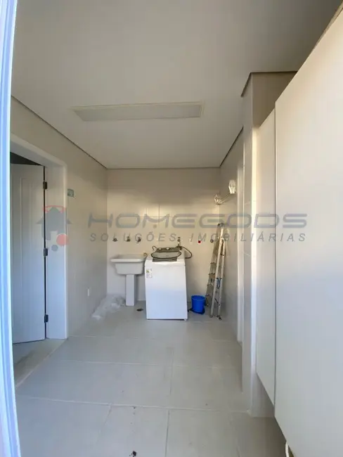 Foto 6 de Casa de Condomínio com 4 quartos à venda, 275m2 em Sao Sebastiao - SP