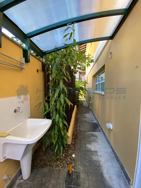 Foto 5 de Casa de Condomínio com 4 quartos à venda, 275m2 em Sao Sebastiao - SP