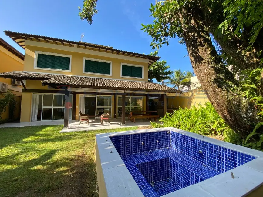 Foto 1 de Casa de Condomínio com 4 quartos à venda, 275m2 em Sao Sebastiao - SP