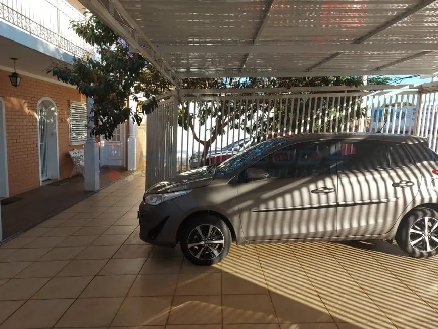 Casa com 4 quartos à venda, 343m2 em Jardim Chapadão, Campinas - SP - imagem 3 Foto 3 de Casa com 4 quartos à venda, 343m2 em Jardim Chapadão, Campinas - SP