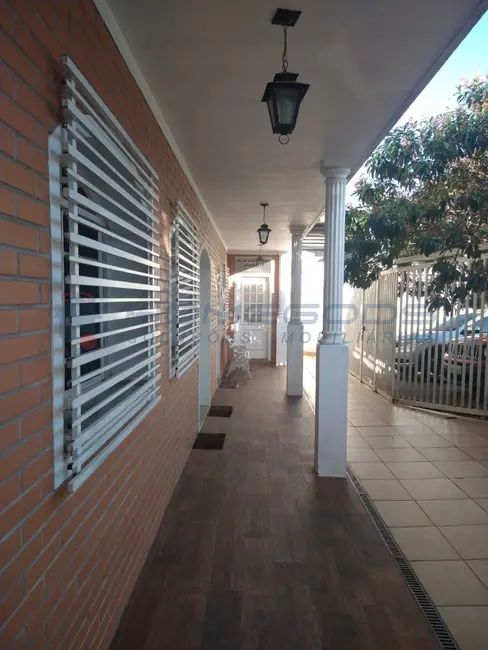 Casa com 4 quartos à venda, 343m2 em Jardim Chapadão, Campinas - SP - imagem 4 Foto 4 de Casa com 4 quartos à venda, 343m2 em Jardim Chapadão, Campinas - SP