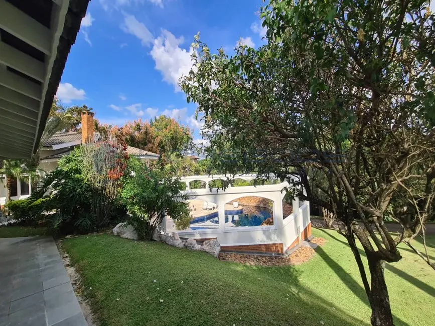 Casa com 5 quartos à venda e para alugar, 1200m2 em Village Sans Souci, Valinhos - SP - imagem 9 Foto 9 de Casa com 5 quartos à venda e para alugar, 1200m2 em Village Sans Souci, Valinhos - SP