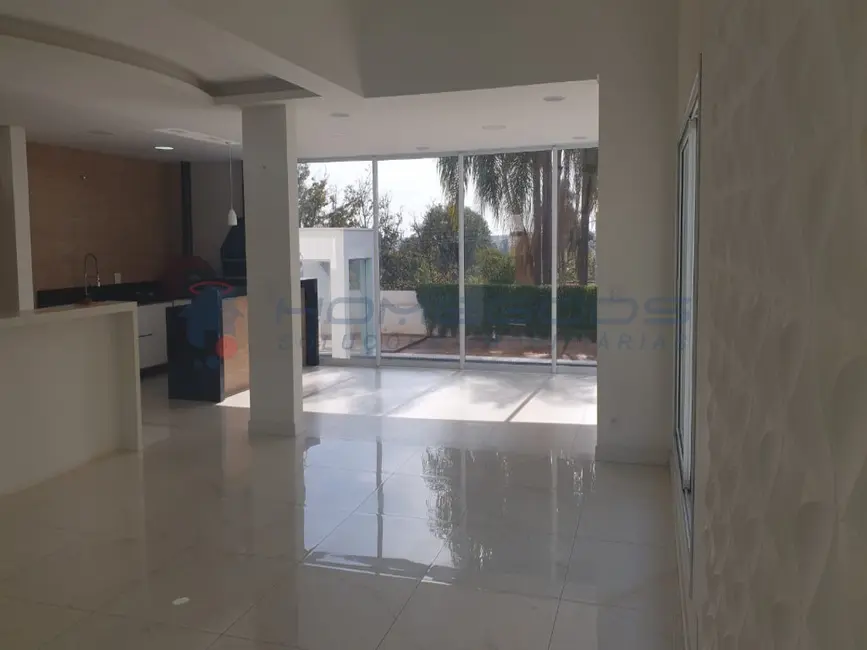 Foto 4 de Casa de Condomínio com 3 quartos à venda, 254m2 em Swiss Park, Campinas - SP