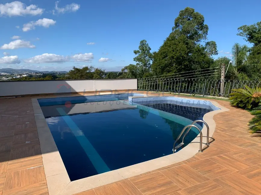 Casa de Condomínio com 4 quartos para alugar, 550m2 em Chácaras Silvania, Valinhos - SP - imagem 8 Foto 8 de Casa de Condomínio com 4 quartos para alugar, 550m2 em Chácaras Silvania, Valinhos - SP