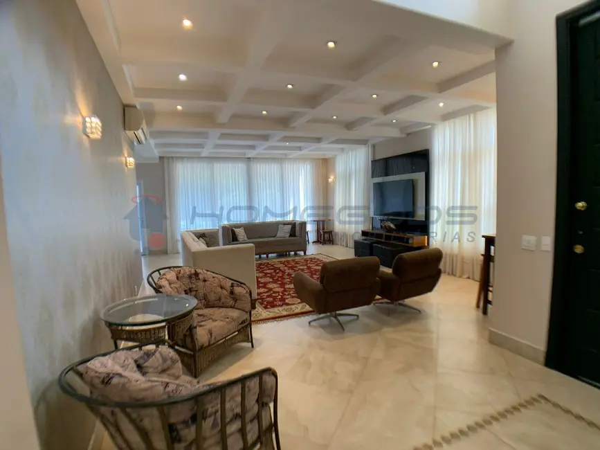 Casa de Condomínio com 4 quartos para alugar, 550m2 em Chácaras Silvania, Valinhos - SP - imagem 4 Foto 4 de Casa de Condomínio com 4 quartos para alugar, 550m2 em Chácaras Silvania, Valinhos - SP