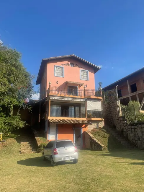 Chácara com 3 quartos à venda, 938m2 em Lopes, Valinhos - SP - imagem 4 Foto 4 de Chácara com 3 quartos à venda, 938m2 em Lopes, Valinhos - SP