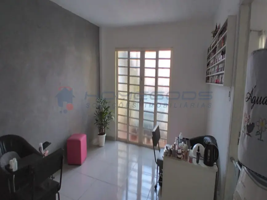 Foto 6 de Casa com 3 quartos à venda, 195m2 em Jardim das Bandeiras, Campinas - SP