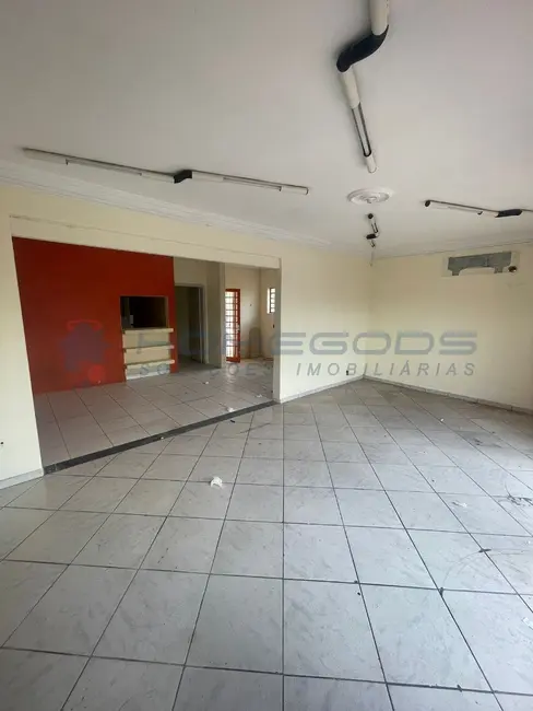 Loja para alugar, 240m2 em Jardim Flamboyant, Campinas - SP - imagem 4 Foto 4 de Loja para alugar, 240m2 em Jardim Flamboyant, Campinas - SP