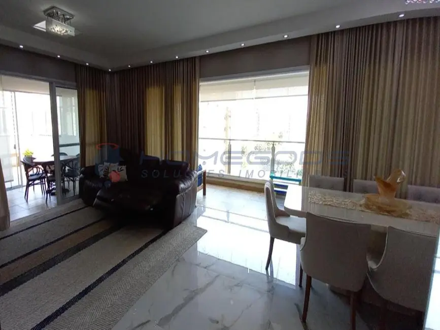 Apartamento com 3 quartos à venda, 247m2 em Cambuí, Campinas - SP - imagem 9 Foto 9 de Apartamento com 3 quartos à venda, 247m2 em Cambuí, Campinas - SP