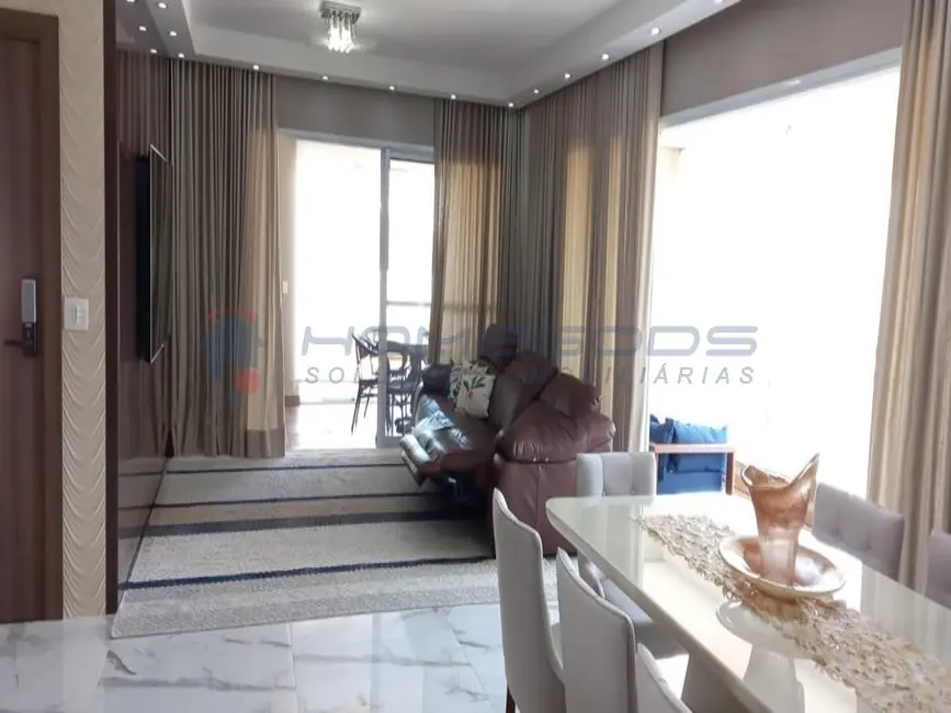 Apartamento com 3 quartos à venda, 247m2 em Cambuí, Campinas - SP - imagem 8 Foto 8 de Apartamento com 3 quartos à venda, 247m2 em Cambuí, Campinas - SP