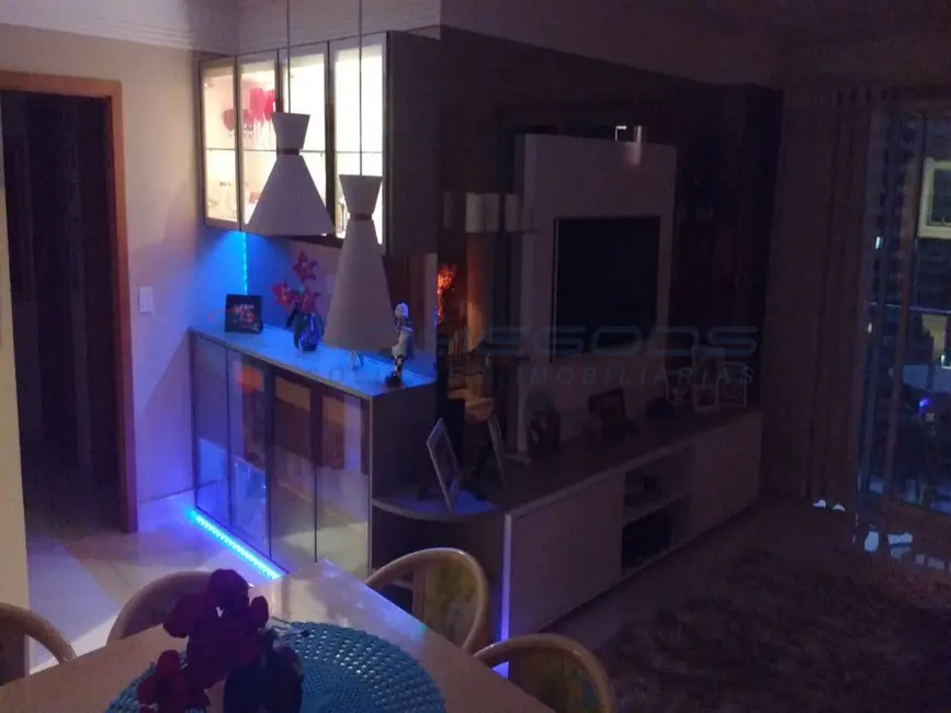 Apartamento com 3 quartos à venda, 105m2 em Centro, Campinas - SP - imagem 8 Foto 8 de Apartamento com 3 quartos à venda, 105m2 em Centro, Campinas - SP