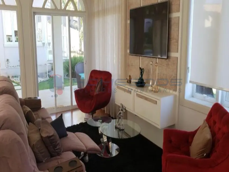 Casa de Condomínio com 5 quartos à venda e para alugar, 1750m2 em Sítios de Recreio Gramado, Campinas - SP - imagem 9 Foto 9 de Casa de Condomínio com 5 quartos à venda e para alugar, 1750m2 em Sítios de Recreio Gramado, Campinas - SP