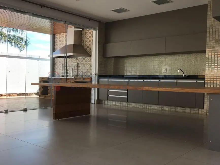 Casa com 4 quartos para alugar, 580m2 em Sítios de Recreio Gramado, Campinas - SP - imagem 5 Foto 5 de Casa com 4 quartos para alugar, 580m2 em Sítios de Recreio Gramado, Campinas - SP