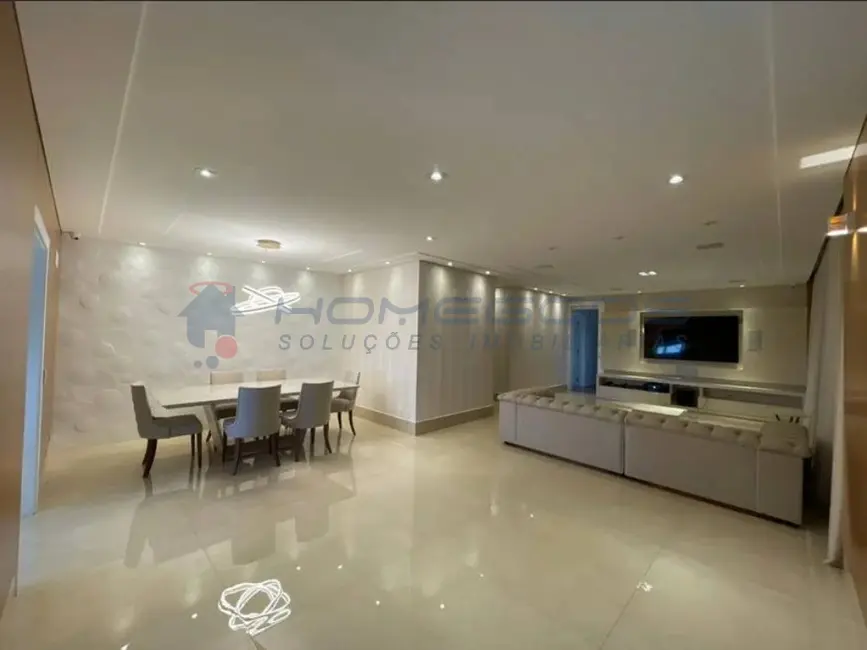 Apartamento com 3 quartos à venda e para alugar, 213m2 em Cambuí, Campinas - SP - imagem 4 Foto 4 de Apartamento com 3 quartos à venda e para alugar, 213m2 em Cambuí, Campinas - SP