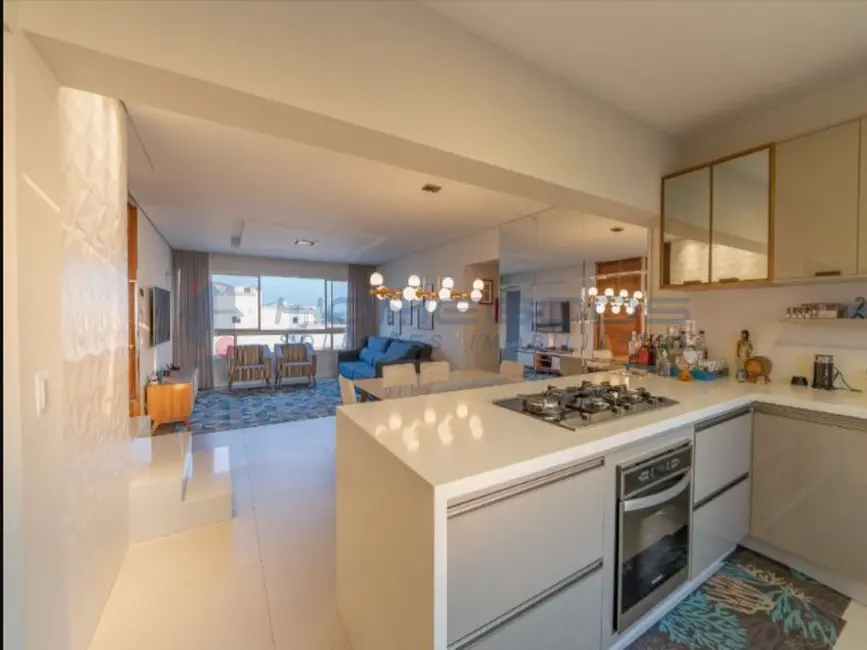 Foto 4 de Apartamento com 3 quartos à venda, 240m2 em Cambuí, Campinas - SP