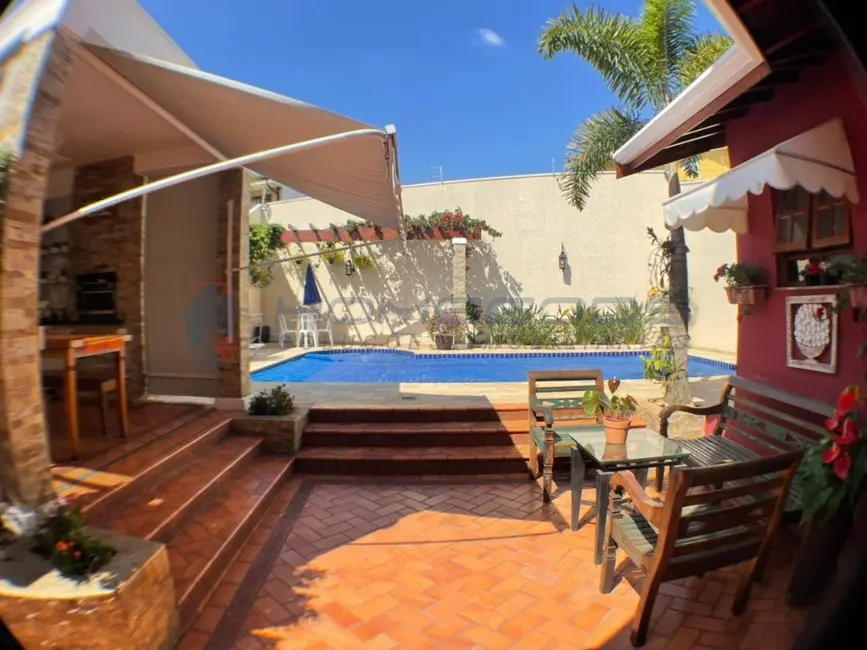 Foto 3 de Casa com 4 quartos à venda, 300m2 em Jardim São Carlos, Campinas - SP