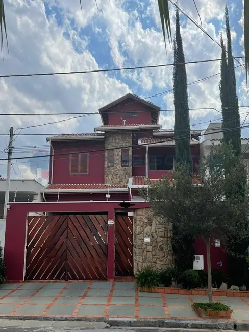 Foto 1 de Casa com 4 quartos à venda, 300m2 em Jardim São Carlos, Campinas - SP