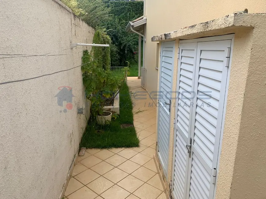 Casa com 3 quartos à venda, 331m2 em Notre Dame, Campinas - SP - imagem 8 Foto 8 de Casa com 3 quartos à venda, 331m2 em Notre Dame, Campinas - SP