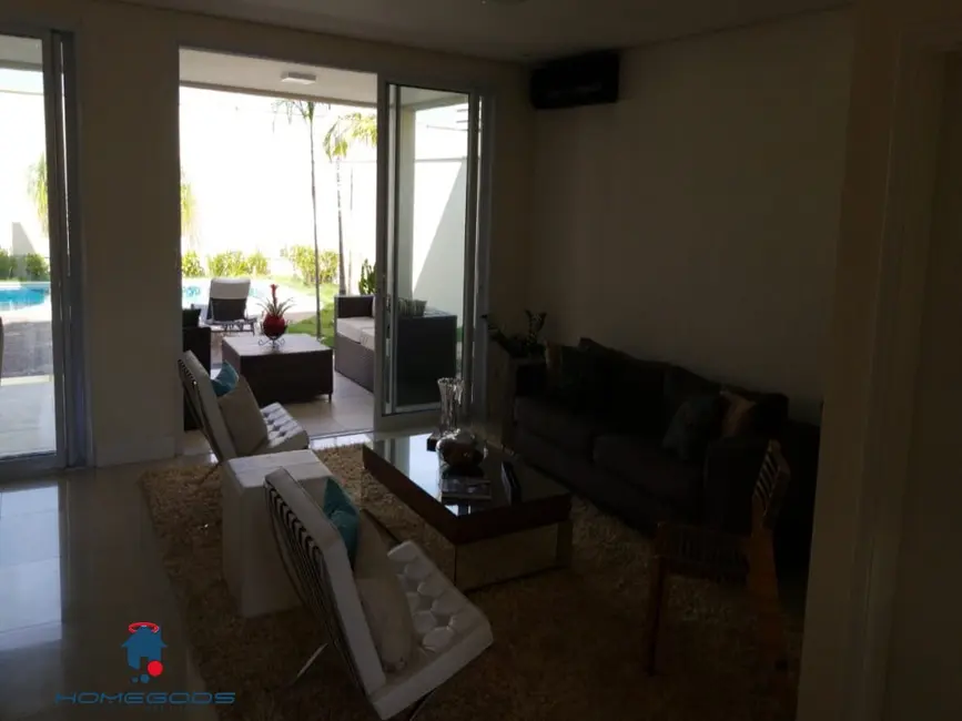 Casa de Condomínio com 4 quartos à venda, 560m2 em Alphaville Dom Pedro, Campinas - SP - imagem 4 Foto 4 de Casa de Condomínio com 4 quartos à venda, 560m2 em Alphaville Dom Pedro, Campinas - SP