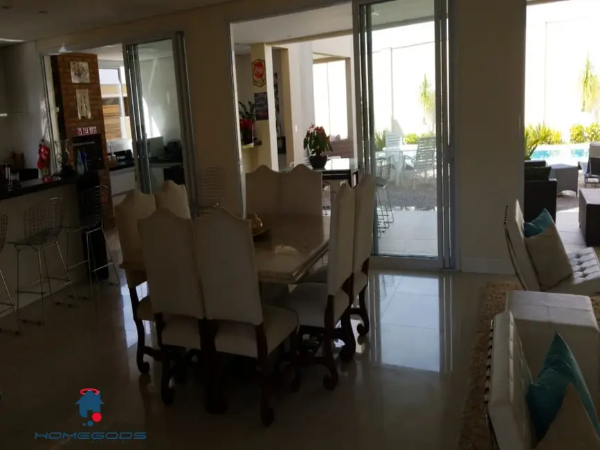 Casa de Condomínio com 4 quartos à venda, 560m2 em Alphaville Dom Pedro, Campinas - SP - imagem 5 Foto 5 de Casa de Condomínio com 4 quartos à venda, 560m2 em Alphaville Dom Pedro, Campinas - SP