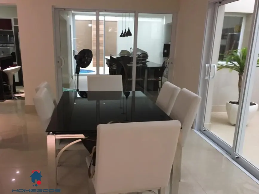 Foto 3 de Casa de Condomínio com 3 quartos à venda, 260m2 em Cascata, Paulinia - SP