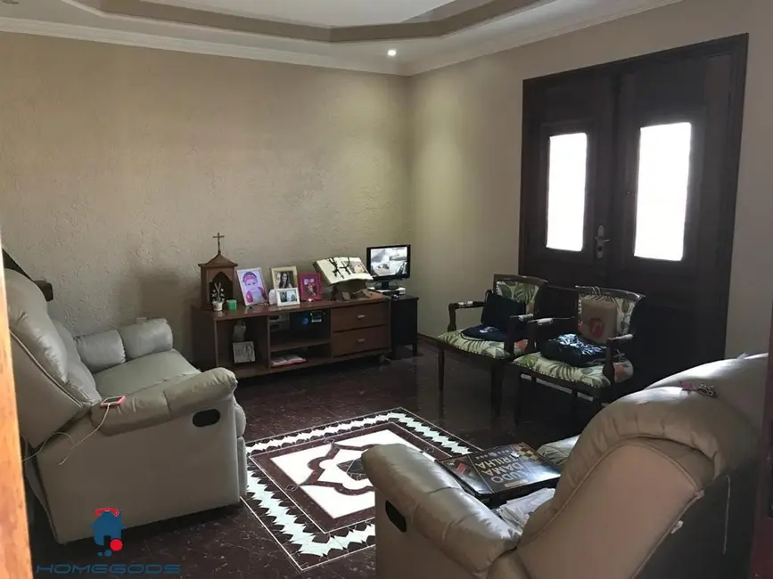 Casa com 3 quartos à venda, 230m2 em Jardim Carlos Lourenço, Campinas - SP - imagem 8 Foto 8 de Casa com 3 quartos à venda, 230m2 em Jardim Carlos Lourenço, Campinas - SP