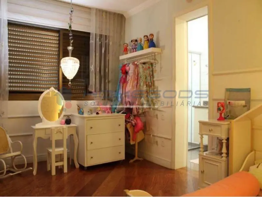 Foto 2 de Apartamento com 5 quartos à venda, 251m2 em Cambuí, Campinas - SP