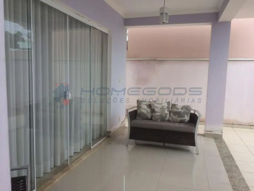 Casa de Condomínio com 3 quartos à venda, 222m2 em Chácaras Alpina, Valinhos - SP - imagem 5 Foto 5 de Casa de Condomínio com 3 quartos à venda, 222m2 em Chácaras Alpina, Valinhos - SP