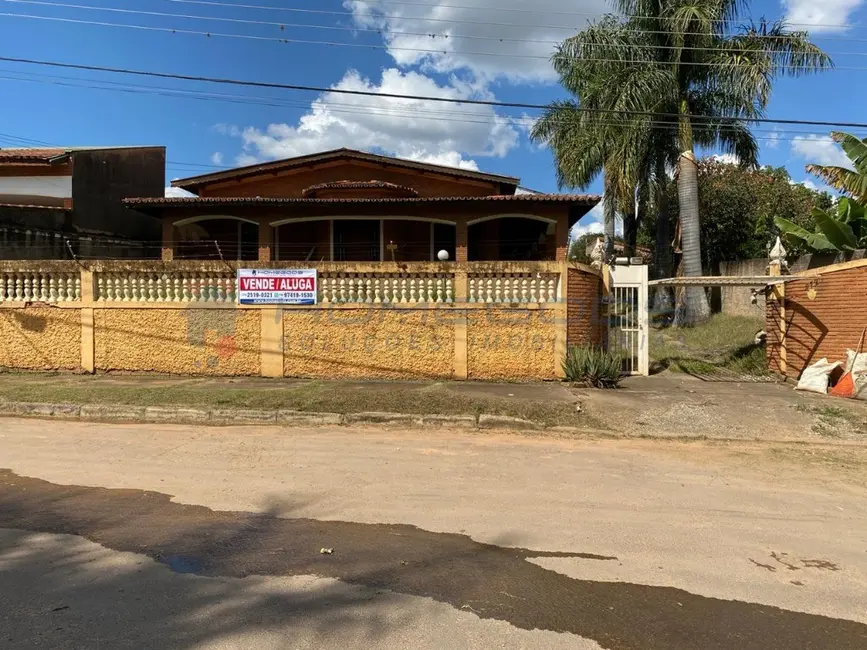 Foto 1 de Casa com 4 quartos à venda e para alugar, 1000m2 em Campinas - SP