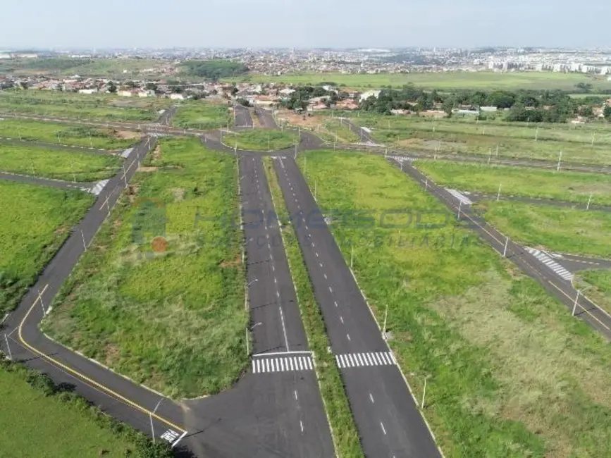Foto 4 de Terreno / Lote à venda, 200m2 em Hortolandia - SP