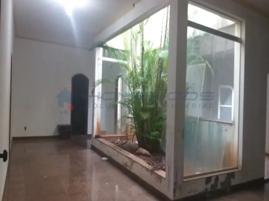 Casa com 5 quartos à venda e para alugar, 660m2 em Parque Taquaral, Campinas - SP - imagem 3 Foto 3 de Casa com 5 quartos à venda e para alugar, 660m2 em Parque Taquaral, Campinas - SP