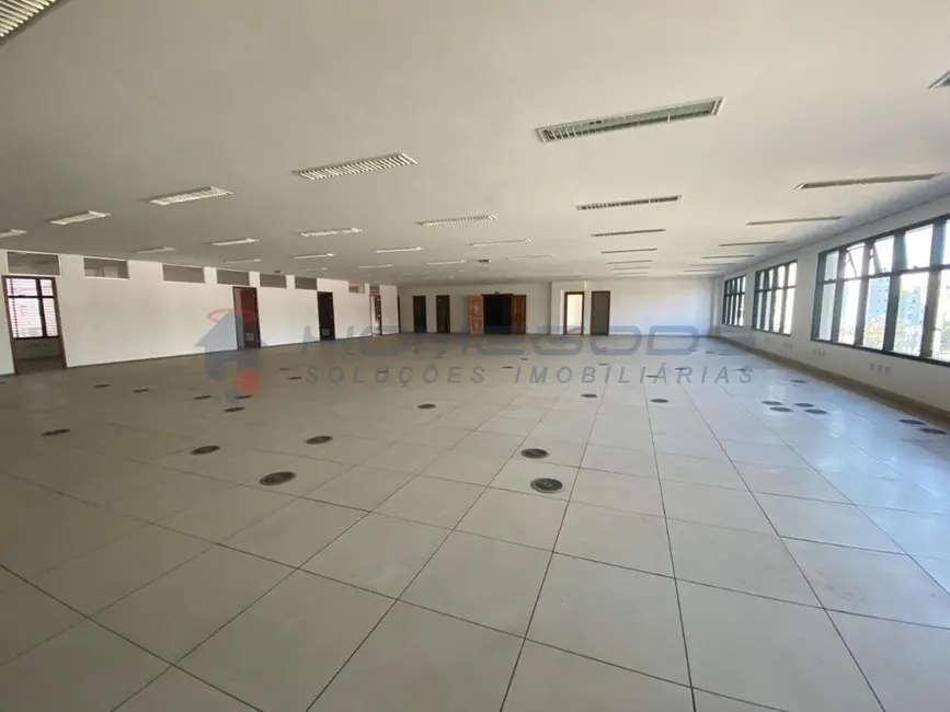 Armazém / Galpão para alugar, 2000m2 em Cambuí, Campinas - SP - imagem 7 Foto 7 de Armazém / Galpão para alugar, 2000m2 em Cambuí, Campinas - SP