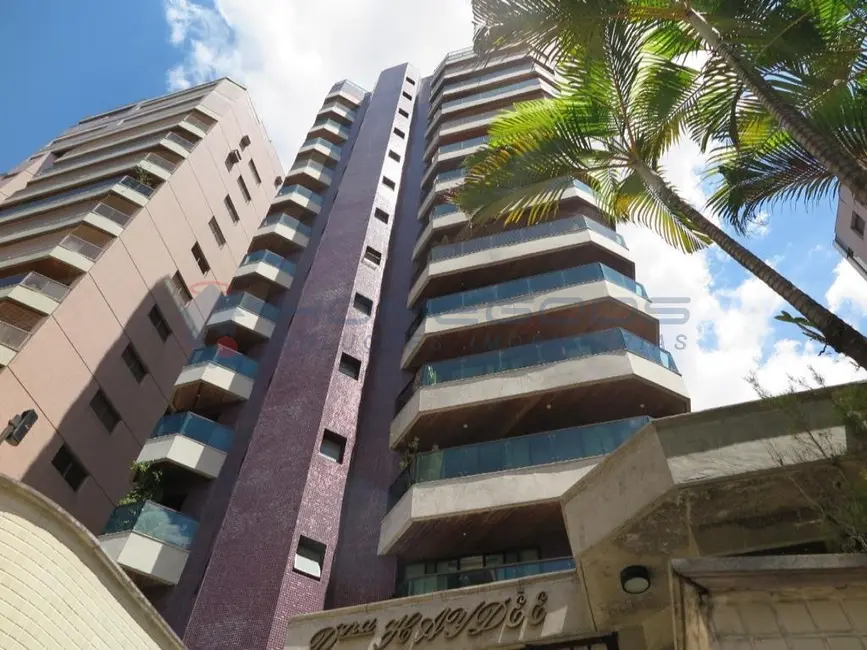 Foto 8 de Apartamento com 4 quartos à venda, 233m2 em Cambuí, Campinas - SP